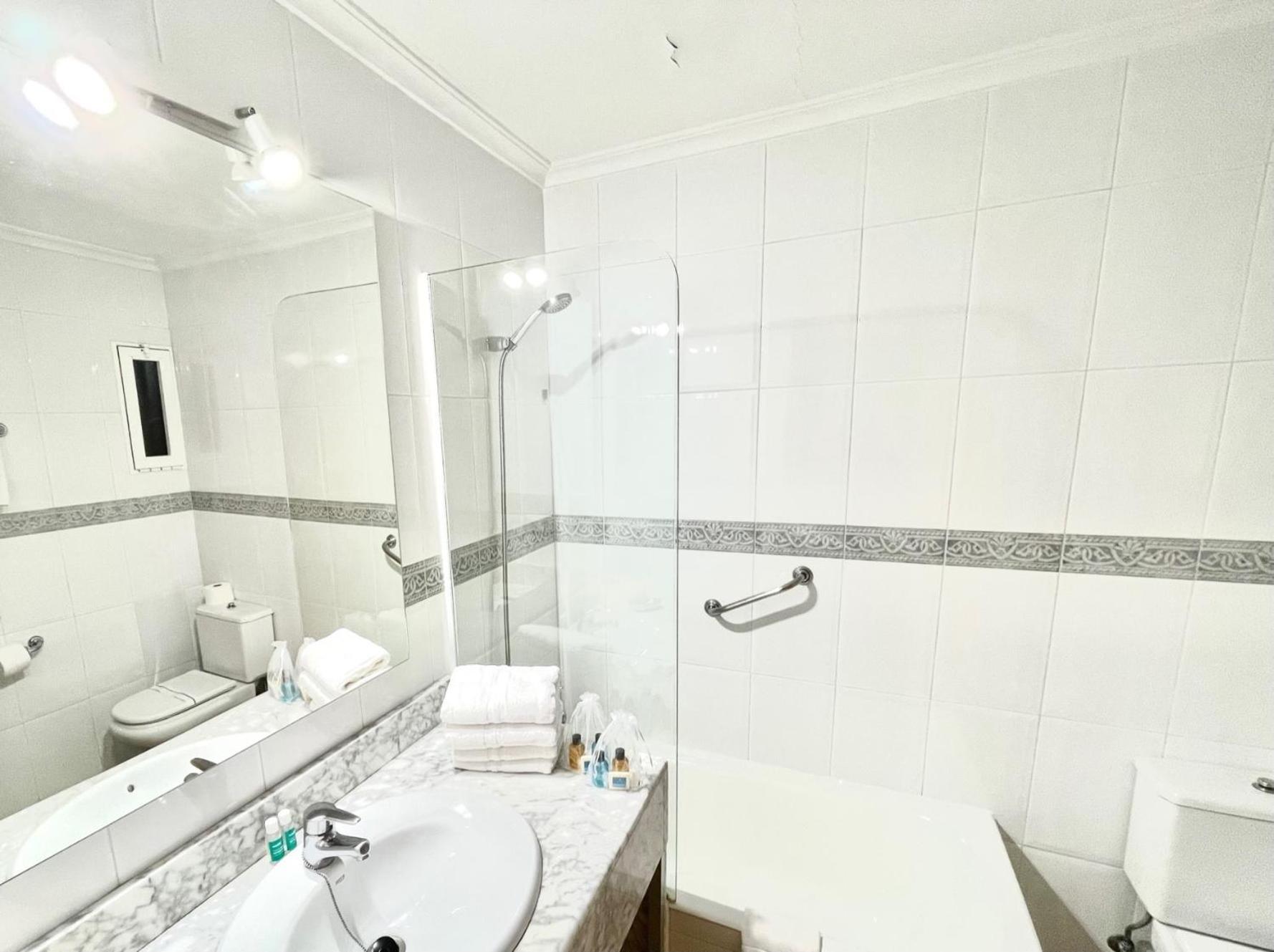 בנידורם Apartamentos Ulia מראה חיצוני תמונה